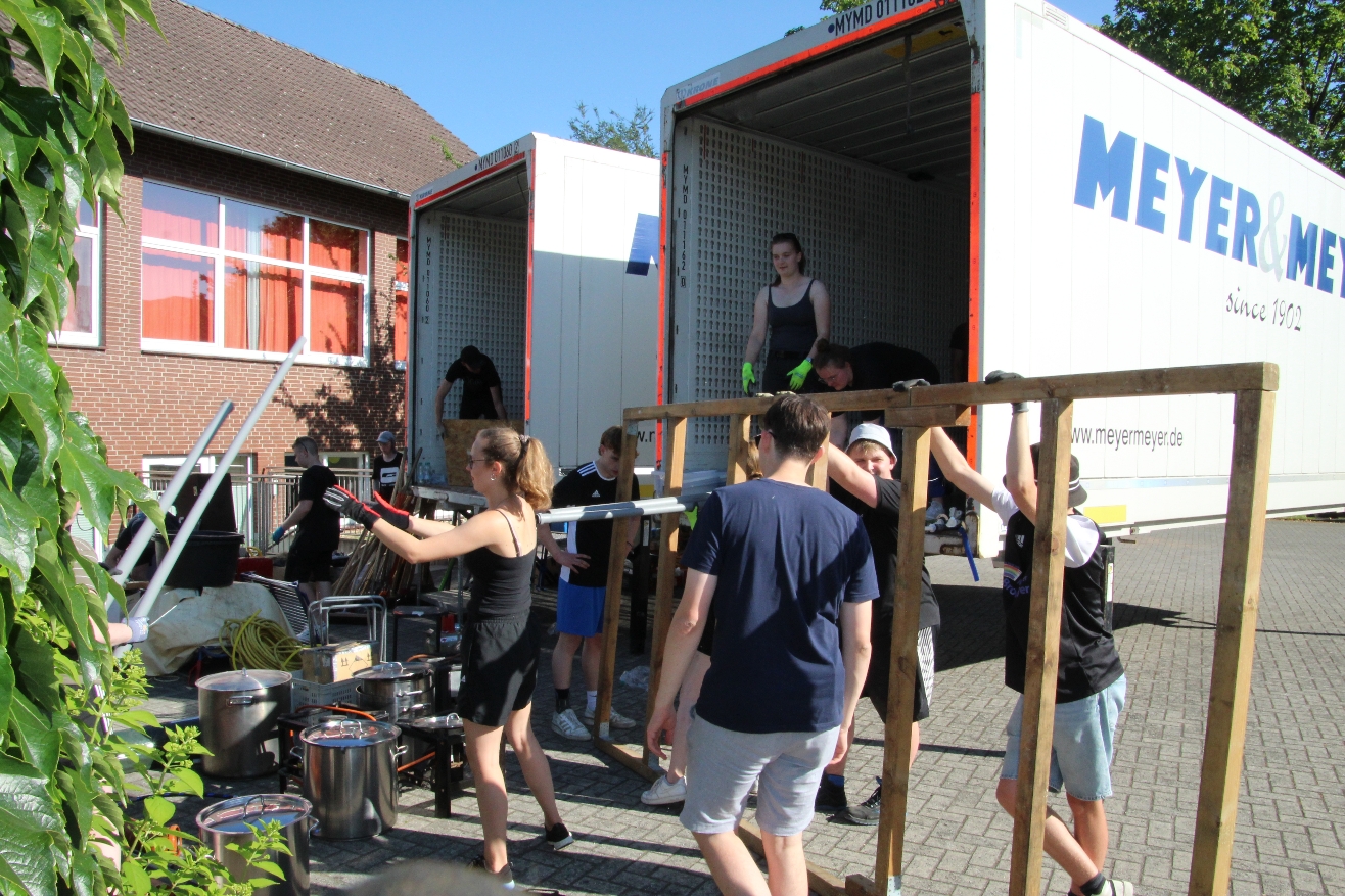 IMG_5875_copy_1316x877