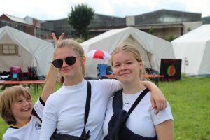 IMG_7212_copy_1608x1071