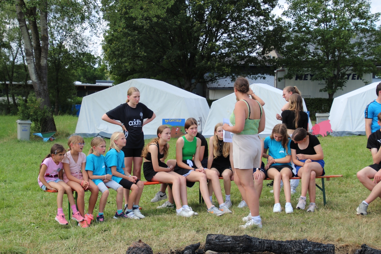 IMG_7651_copy_1250x833