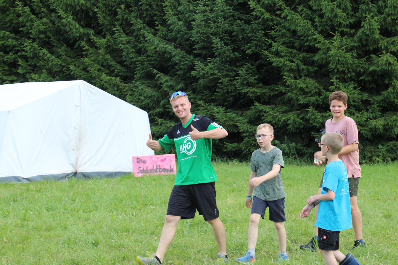 IMG_7693_copy_1345x896